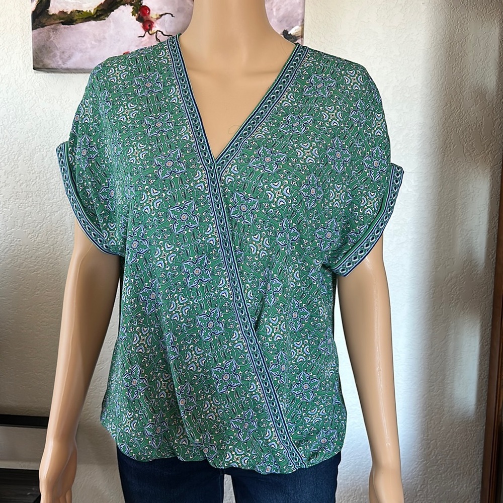 Max Studio Green & Blue Top